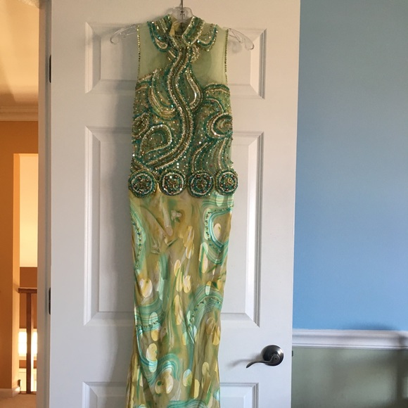 Dresses & Skirts - Evening dress